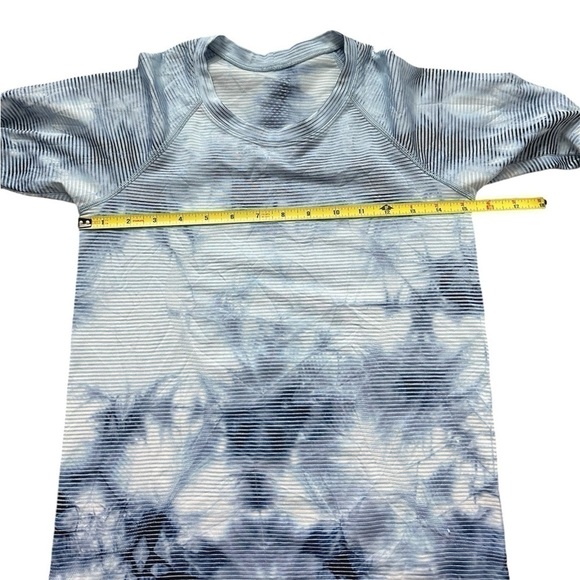 Lululemon Women’s Swiftly Tech Long Sleeve 2.0 Waist Length Blue Tie Dye Size 6 - Picture 10 of 12